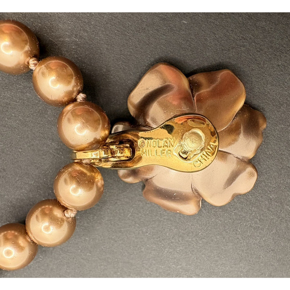 Vintage Nolan Miller Glamour Collection Simulated Pearl Blooming Flower Necklace - Picture 8 of 11